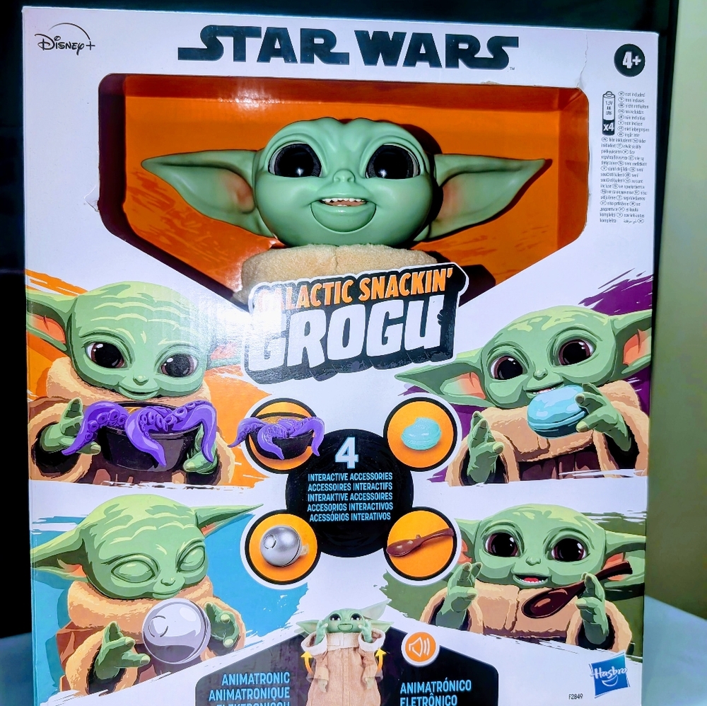 Star wars Galactic snacking Grogu